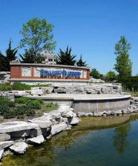 Stormwater & Retention Pond